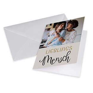 Hochwertige Grußkarten mit eigenem Foto, Text und passenden Umschlägen für persönliche Botschaften zu verschiedenen Anlässen.